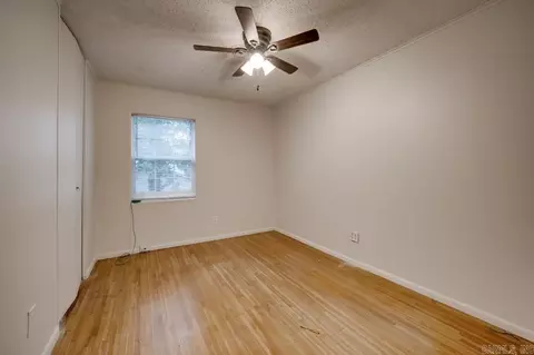 Bedroom - 1908 W Lakeview, Benton, AR 72015 photo 5 of 8