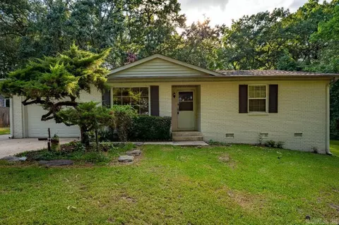 Exterior - 1908 W Lakeview, Benton, AR 72015 photo 1 of 6
