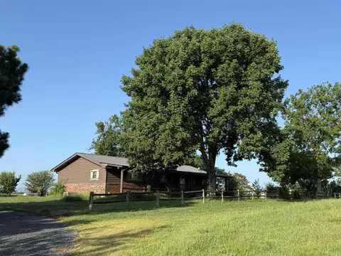 381 Polk Road 71, Mena, AR 71953