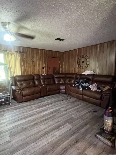 7821 Rawls Cir, Pine Bluff, AR 71603 photo 2