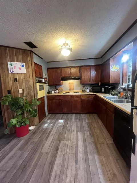 7821 Rawls Cir, Pine Bluff, AR 71603 photo 5