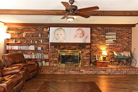 8403 Victoria Dr, Pine Bluff, AR 71603 photo 5