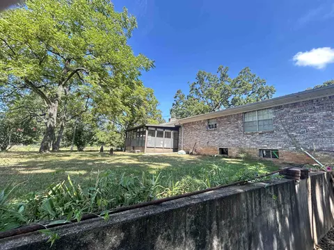 Exterior - 152 E Turkey Pen Rd, Highland, AR 72542 photo 5 of 21