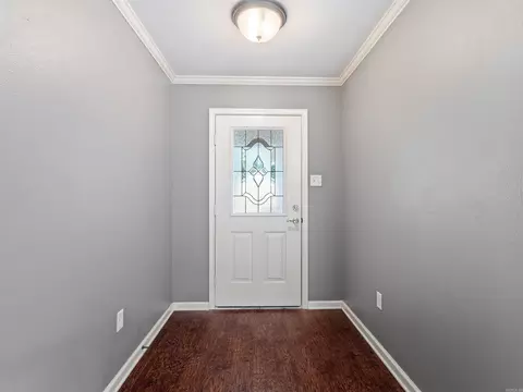 Entry Way - 24 Pecan Ln, Cabot, AR 72023 photo 1 of 2