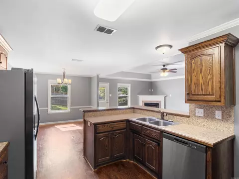 Kitchen - 24 Pecan Ln, Cabot, AR 72023 photo 2 of 2