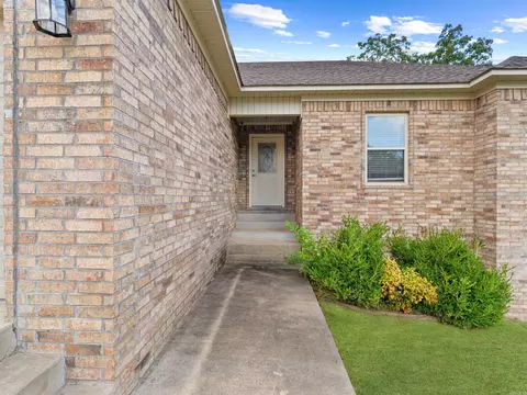 Exterior - 24 Pecan Ln, Cabot, AR 72023 photo 2 of 3