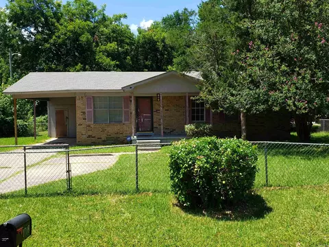 1718 S Marsh, Pine Bluff, AR 71603 photo 1