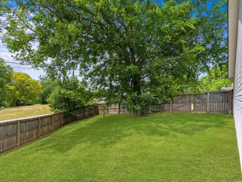 Exterior - 2016 U St, Benton, AR 72015 photo 3 of 5