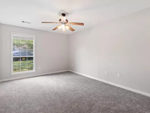 Bedroom - 2016 U St, Benton, AR 72015 photo 2 of 6