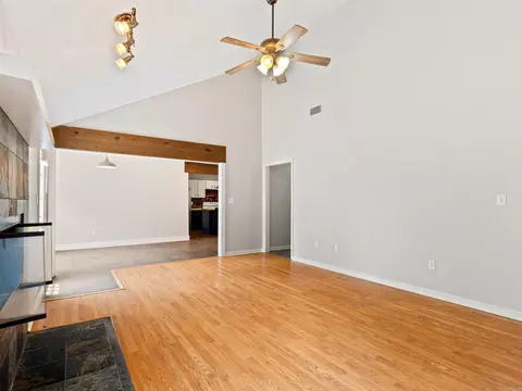 Living - 2016 U St, Benton, AR 72015 photo 3 of 3