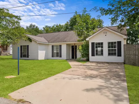 Exterior - 2016 U St, Benton, AR 72015 photo 1 of 5