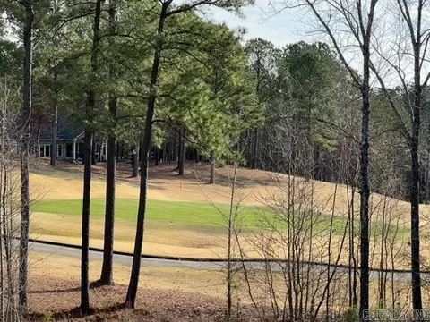 25 Elcano Dr, Hot Springs Village, AR 71909