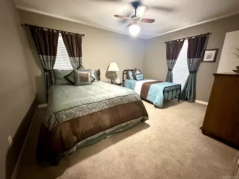 Bedroom - 6807 Wilhelmina Cv, Pine Bluff, AR 71603 photo 4 of 4