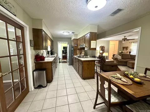 Kitchen - 6807 Wilhelmina Cv, Pine Bluff, AR 71603 photo 1 of 3