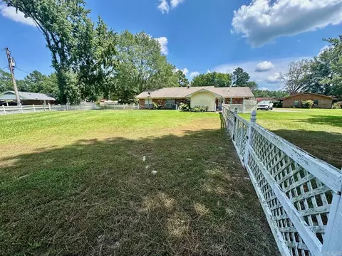 Exterior - 6807 Wilhelmina Cv, Pine Bluff, AR 71603 photo 5 of 11
