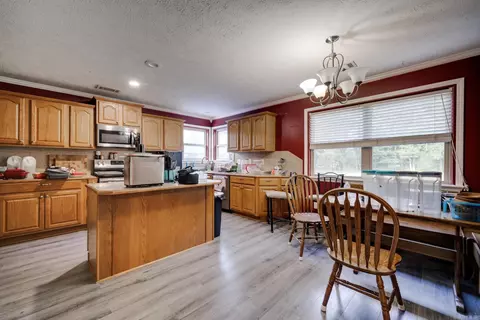 135 Red Bud Ln, Ward, AR 72176 photo 8