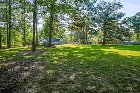 Exterior - 22 Springwood Ct, Cabot, AR 72023 photo 9 of 19
