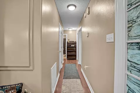 Entry Way - 22 Springwood Ct, Cabot, AR 72023 photo 3 of 3