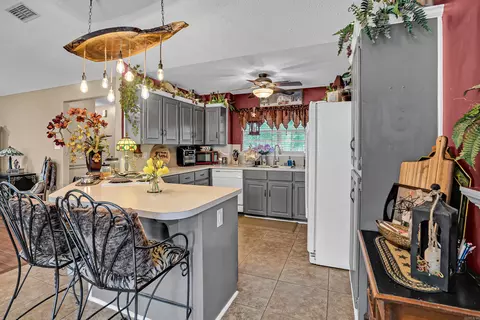 Kitchen - 22 Springwood Ct, Cabot, AR 72023 photo 1 of 3