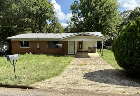 203 Lary St, Hot Springs, AR 71913