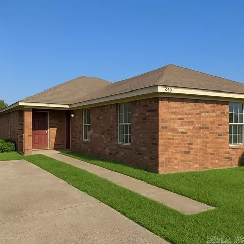 245 S Ash St, Conway, AR 72034 photo 1