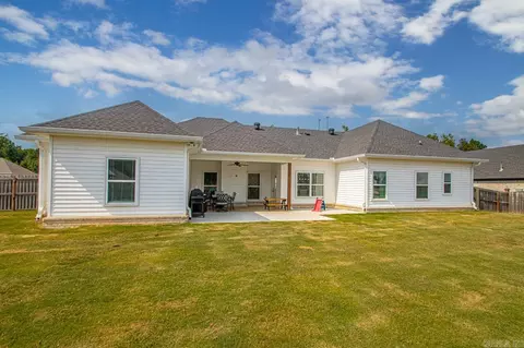 Exterior - 4161 Hampton Dr, Benton, AR 72019 photo 6 of 13