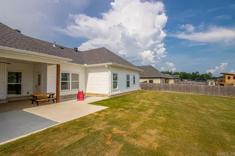 Exterior - 4161 Hampton Dr, Benton, AR 72019 photo 4 of 13