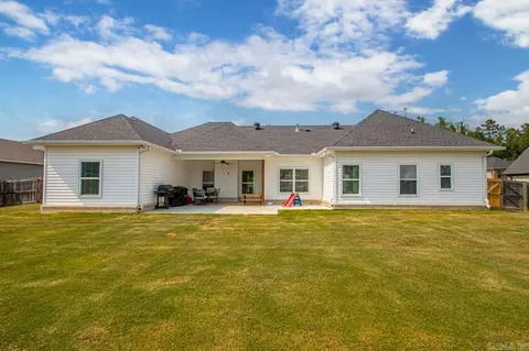 Exterior - 4161 Hampton Dr, Benton, AR 72019 photo 5 of 13
