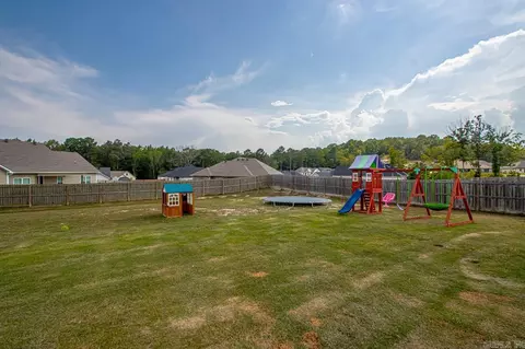 Exterior - 4161 Hampton Dr, Benton, AR 72019 photo 11 of 13