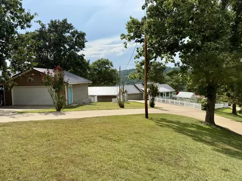 Exterior - 992 Double Bridge Loop, Mountain View, AR 72560 photo 12 of 13