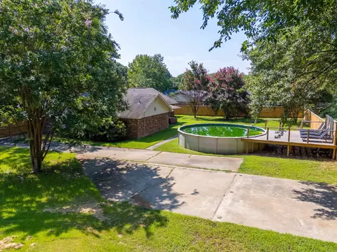 Exterior - 39 Sandstone Dr, Conway, AR 72034 photo 5 of 8