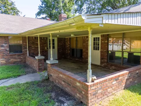 Exterior - 39 Sandstone Dr, Conway, AR 72034 photo 6 of 8