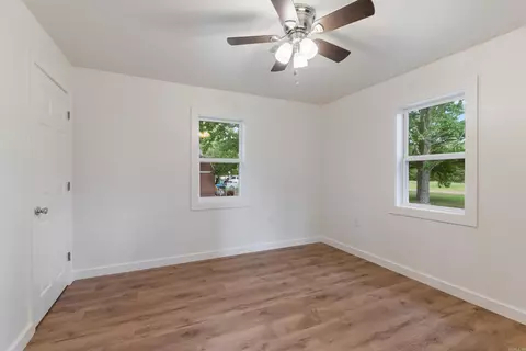 Bedroom - 20 Lindsey Loop, Greenbrier, AR 72058 photo 4 of 6