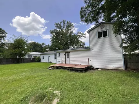 Exterior - 308 E Douglas, Jefferson, TX 75657 photo 5 of 7