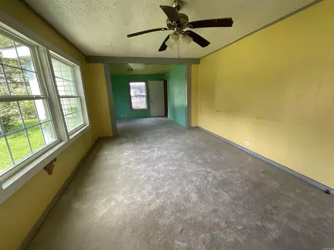 Living - 308 E Douglas, Jefferson, TX 75657 photo 1 of 1
