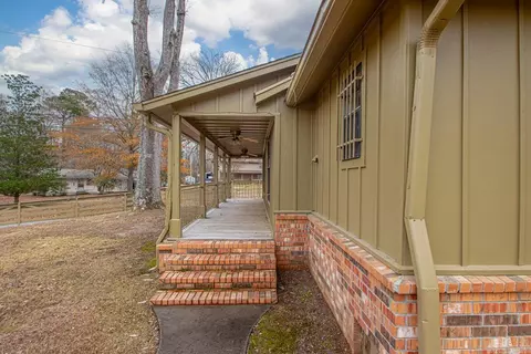 Exterior - 15522 Vimy Ridge Rd, Alexander, AR 72002 photo 4 of 8