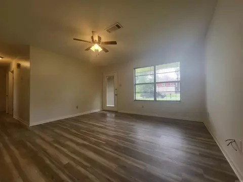 42 Wright Cir, Jacksonville, AR 72076 photo 9