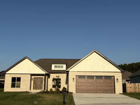 1850 Pecan Creek Dr, Conway, AR 72034