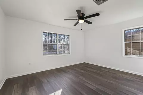 Bedroom - 1145 Salem Rd, Conway, AR 72034 photo 6 of 10
