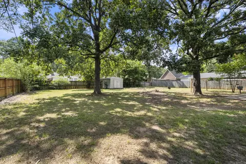 Exterior - 1145 Salem Rd, Conway, AR 72034 photo 5 of 6