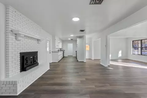 Living - 1145 Salem Rd, Conway, AR 72034 photo 19 of 20