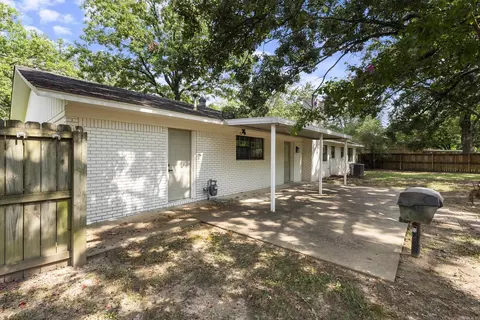 Exterior - 1145 Salem Rd, Conway, AR 72034 photo 3 of 6