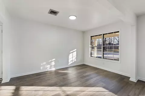 Living - 1145 Salem Rd, Conway, AR 72034 photo 6 of 20