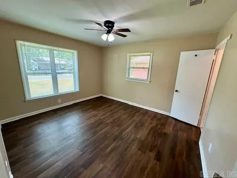 Bedroom - 505 W 33rd Ave, Pine Bluff, AR 71603 photo 1 of 6