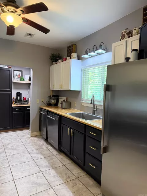 202 11th St, Scranton, AR 72863 photo 6