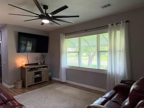202 11th St, Scranton, AR 72863 photo 3