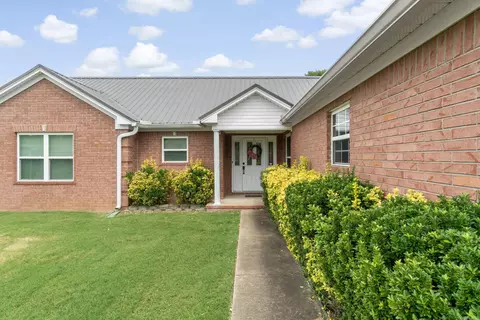 300 Crain Dr, Searcy, AR 72143