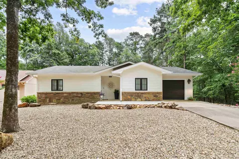 14 Reata Way, Hot Springs Village, AR 71909