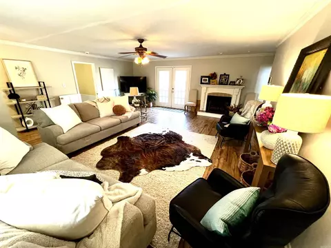 Living - 5810 E And 5808 E Sardis Rd, Hensley, AR 72065 photo 1 of 7