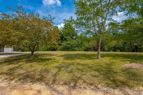 Exterior - 5810 E And 5808 E Sardis Rd, Hensley, AR 72065 photo 4 of 8